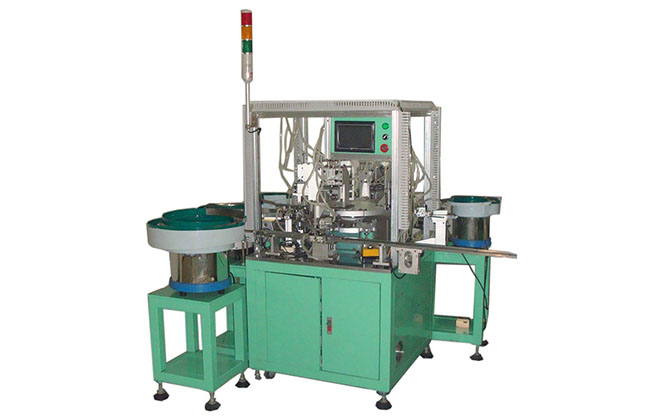 Automatic assembly machine